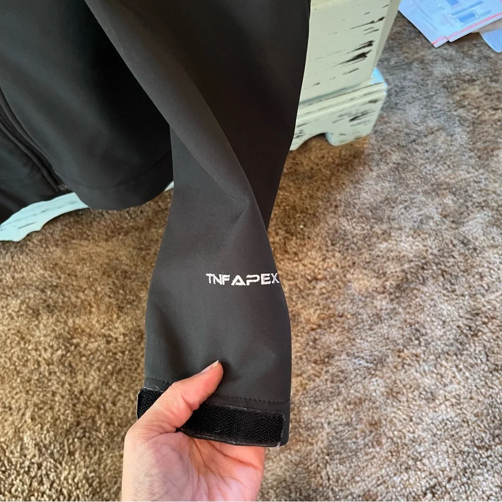 The North Face Men's TNF Apex Black Jacket. Size XL. - Picture 3 of 8